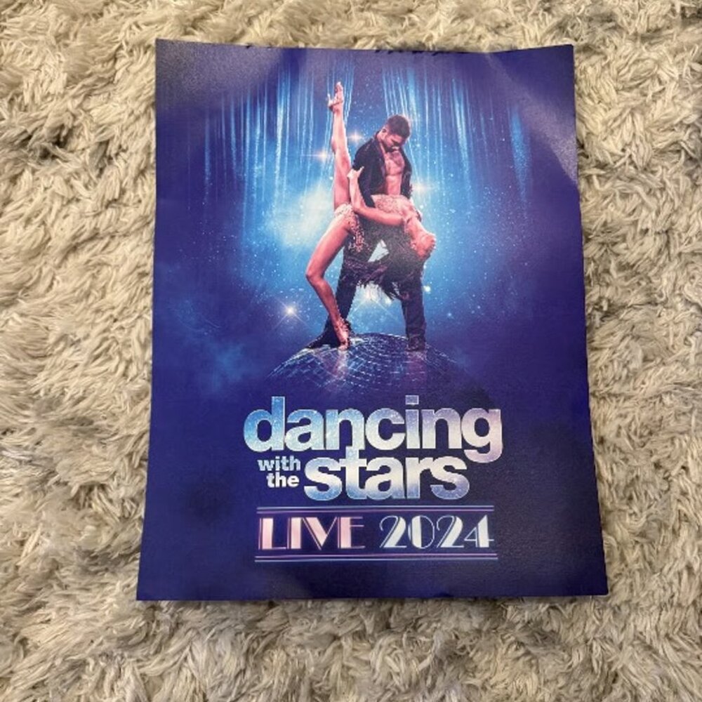Dancing with the Stars 2024 VIP Bundle - Picture 5 of 5